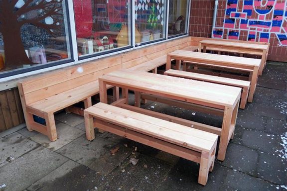 Sitzensemble aus Douglasie